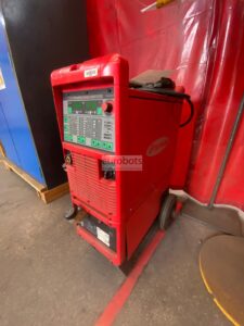 Fronius TPS4000 MIG/MAG power source — 400 amperes, advanced process control